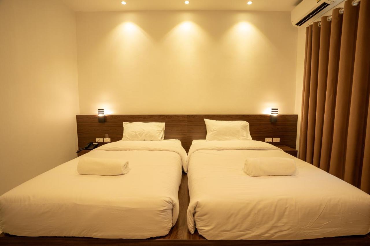 Intouch Riverside Hotel Паксе Экстерьер фото